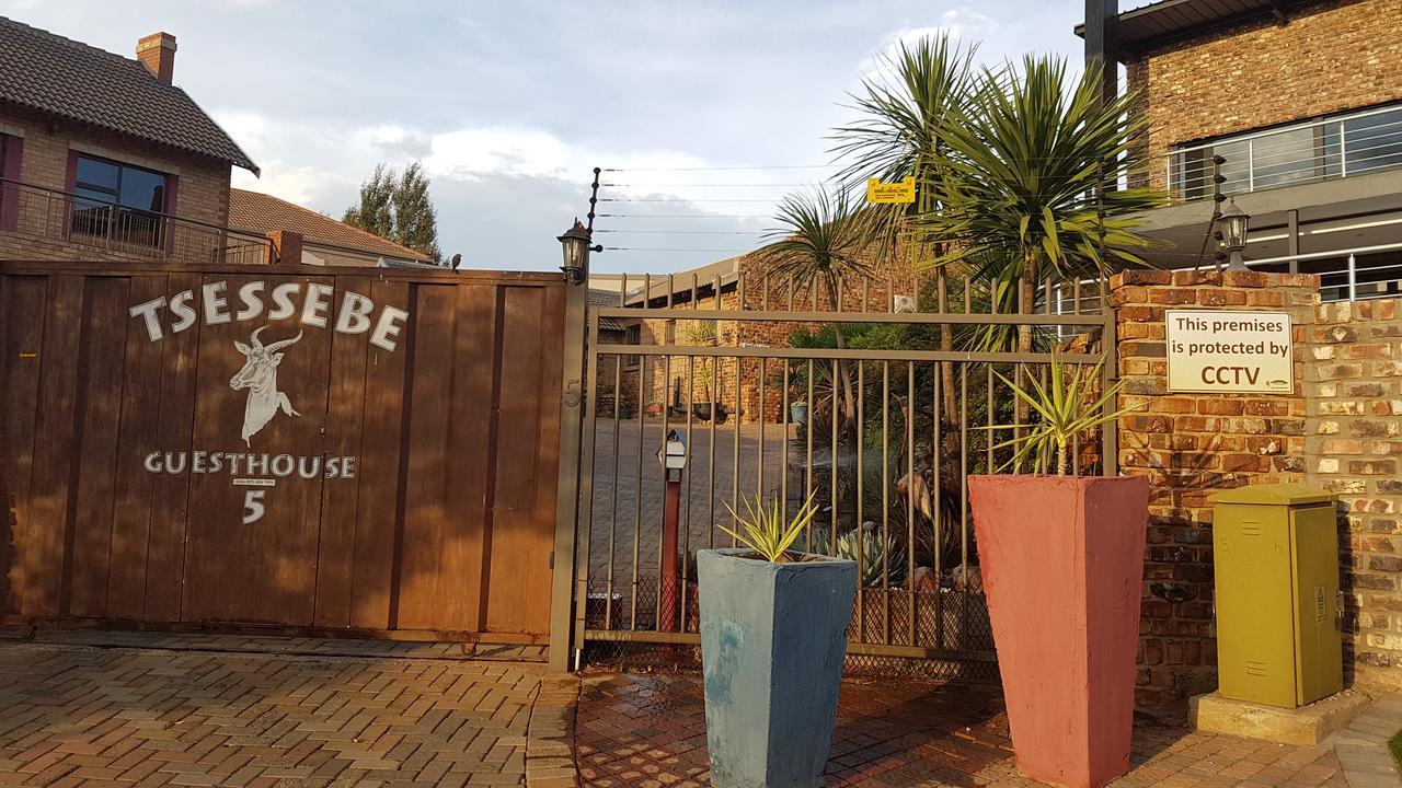 Tsessebe Guesthouse 블룸폰테인 외부 사진